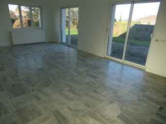 Maison a louer vaulx-en-velin - 4 pièce(s) - 120 m2 - Surfyn