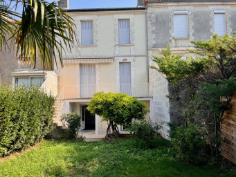 Maison a louer angouleme - 6 pièce(s) - 133 m2 - Surfyn