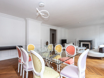 Appartement a louer paris-8e-arrondissement - 4 pièce(s) - 101 m2 - Surfyn