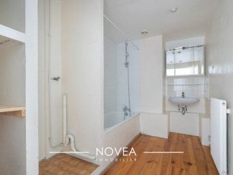 Appartement 300 000 € - 71 m²