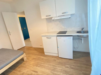 Appartement a louer paris-18e-arrondissement - 1 pièce(s) - 14.68 m2 - Surfyn