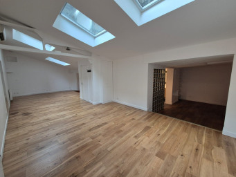 Appartement a louer paris-10e-arrondissement - 1 pièce(s) - 75.35 m2 - Surfyn