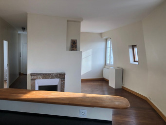 Appartement a louer  - 1 pièce(s) - 50.69 m2 - Surfyn