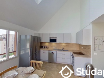 Appartement a louer champs-sur-marne - 1 pièce(s) - 122 m2 - Surfyn