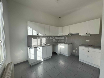 Maison a louer arles - 4 pièce(s) - 91 m2 - Surfyn