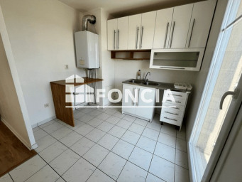 Appartement a louer maurepas - 2 pièce(s) - 45.5 m2 - Surfyn