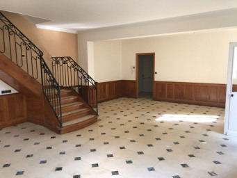 Maison a louer saumur - 6 pièce(s) - 171 m2 - Surfyn