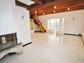 Maison a louer frejus - 4 pièce(s) - 100 m2 - Surfyn