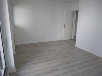 Appartement a louer paris-10e-arrondissement - 3 pièce(s) - 53.12 m2 - Surfyn