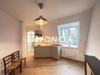 Appartement a louer paris-10e-arrondissement - 1 pièce(s) - 12.69 m2 - Surfyn