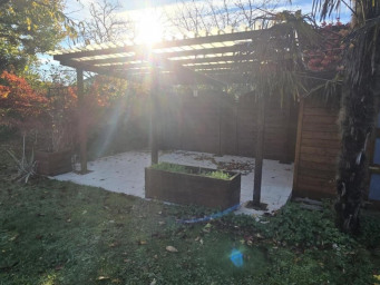 Maison a louer vaulx-en-velin - 6 pièce(s) - 135 m2 - Surfyn