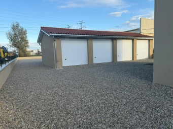 Maison a louer saint-priest - 6 pièce(s) - 170 m2 - Surfyn