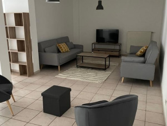 Maison 7 pièce(s) 178.53 m²à louer Chatellerault