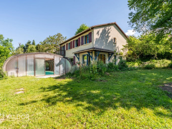 Maison a louer lyon-4e-arrondissement - 8 pièce(s) - 161 m2 - Surfyn