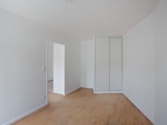 Appartement a louer gagny - 1 pièce(s) - 41.9 m2 - Surfyn