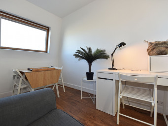 Appartement a louer  - 2 pièce(s) - 26.67 m2 - Surfyn