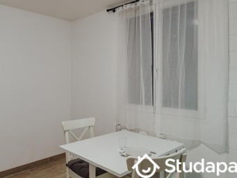 Maison a louer noisy-le-grand - 1 pièce(s) - 0 m2 - Surfyn