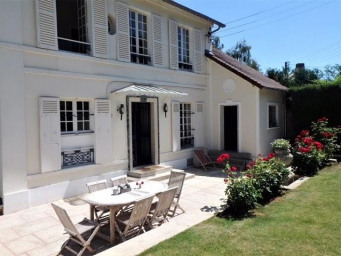 Maison 8 pièce(s) 175 m²à louer Ville-d'avray