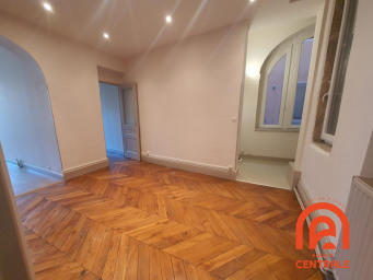 Appartement a louer lyon-2e-arrondissement - 2 pièce(s) - 70.96 m2 - Surfyn