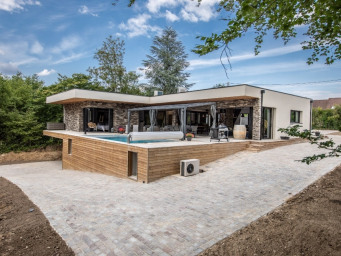 11 Annonces De Vente De Maisons Villas De Luxe Avec Piscine A Fontainebleau 77 Seloger Com 11 Annonces De Vente De Maisons Villas De Luxe Avec Piscine A Fontainebleau 77 Seloger Com