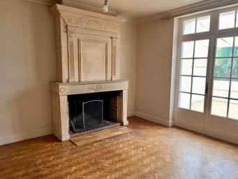 Maison a louer angouleme - 6 pièce(s) - 160 m2 - Surfyn