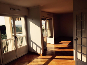 Appartement a louer caluire-et-cuire - 3 pièce(s) - 112.02 m2 - Surfyn