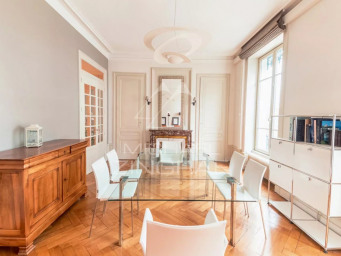Appartement 1 090 000 € - 213 m²