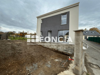 Maison a louer dreux - 4 pièce(s) - 98.34 m2 - Surfyn