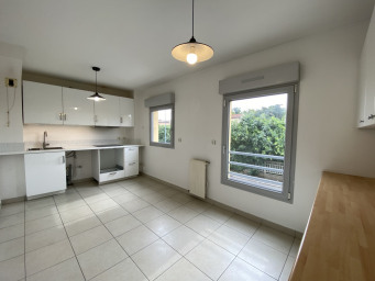 Maison a louer sainte-foy-les-lyon - 4 pièce(s) - 112 m2 - Surfyn