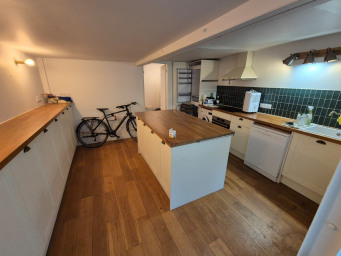 Appartement a louer paris-10e-arrondissement - 1 pièce(s) - 75.35 m2 - Surfyn