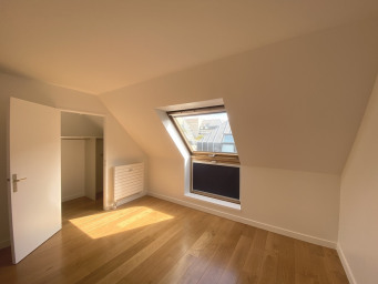 Appartement a louer paris-11e-arrondissement - 3 pièce(s) - 78.5 m2 - Surfyn