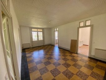 Maison a louer tassin-la-demi-lune - 9 pièce(s) - 159 m2 - Surfyn