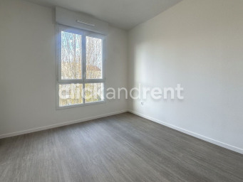 Appartement a louer villeneuve-le-roi - 3 pièce(s) - 56.4 m2 - Surfyn