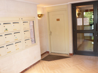 Appartement a louer montmorency - 1 pièce(s) - 23.79 m2 - Surfyn