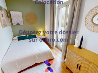 Maison a louer bron - 17 pièce(s) - 426.7 m2 - Surfyn