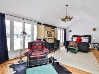 Maison a louer paris-1er-arrondissement - 9 pièce(s) - 251.01 m2 - Surfyn