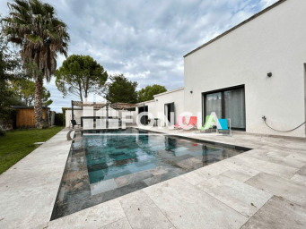 Maison a louer marseille-16e-arrondissement - 7 pièce(s) - 203.6 m2 - Surfyn