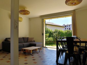 Maison a louer lyon-8e-arrondissement - 7 pièce(s) - 140 m2 - Surfyn