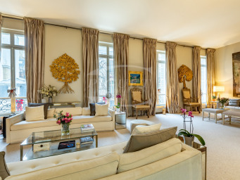 Maison a louer paris-16e-arrondissement - 8 pièce(s) - 450 m2 - Surfyn