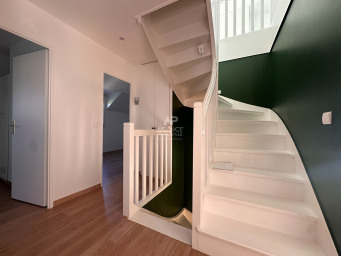 Maison a louer acheres - 7 pièce(s) - 163 m2 - Surfyn