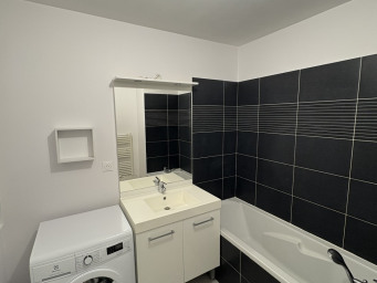 Appartement a louer tassin-la-demi-lune - 2 pièce(s) - 45.4 m2 - Surfyn