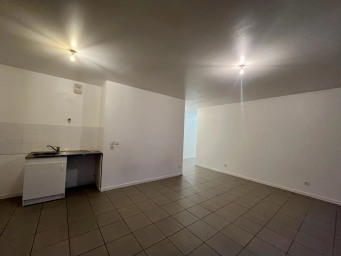 Appartement a louer decines-charpieu - 3 pièce(s) - 68.04 m2 - Surfyn