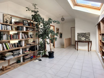 Maison a louer saint-medard-en-jalles - 6 pièce(s) - 0 m2 - Surfyn