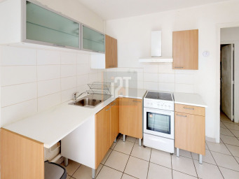 159 annonces de location d appartements avec terrasse a nimes 30 seloger com