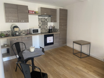 Appartement a louer nimes - 1 pièce(s) - 24.4 m2 - Surfyn