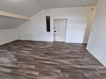 Appartement a louer oyonnax - 3 pièce(s) - 70 m2 - Surfyn