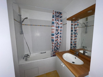 Appartement a louer suresnes - 1 pièce(s) - 27 m2 - Surfyn