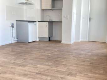 Appartement 2 pièce(s) 43 m²à louer Evry