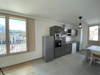 Appartement 3 pièce(s) 69 m²à louer Lyon-2e-arrondissement