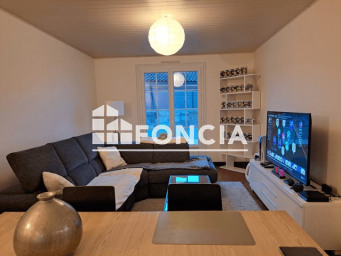 Maison 4 pièce(s) 89 m²à louer Sevremoine